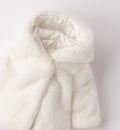 Cappottino elegante bianco per neonata battesimo – dettaglio cappuccio
