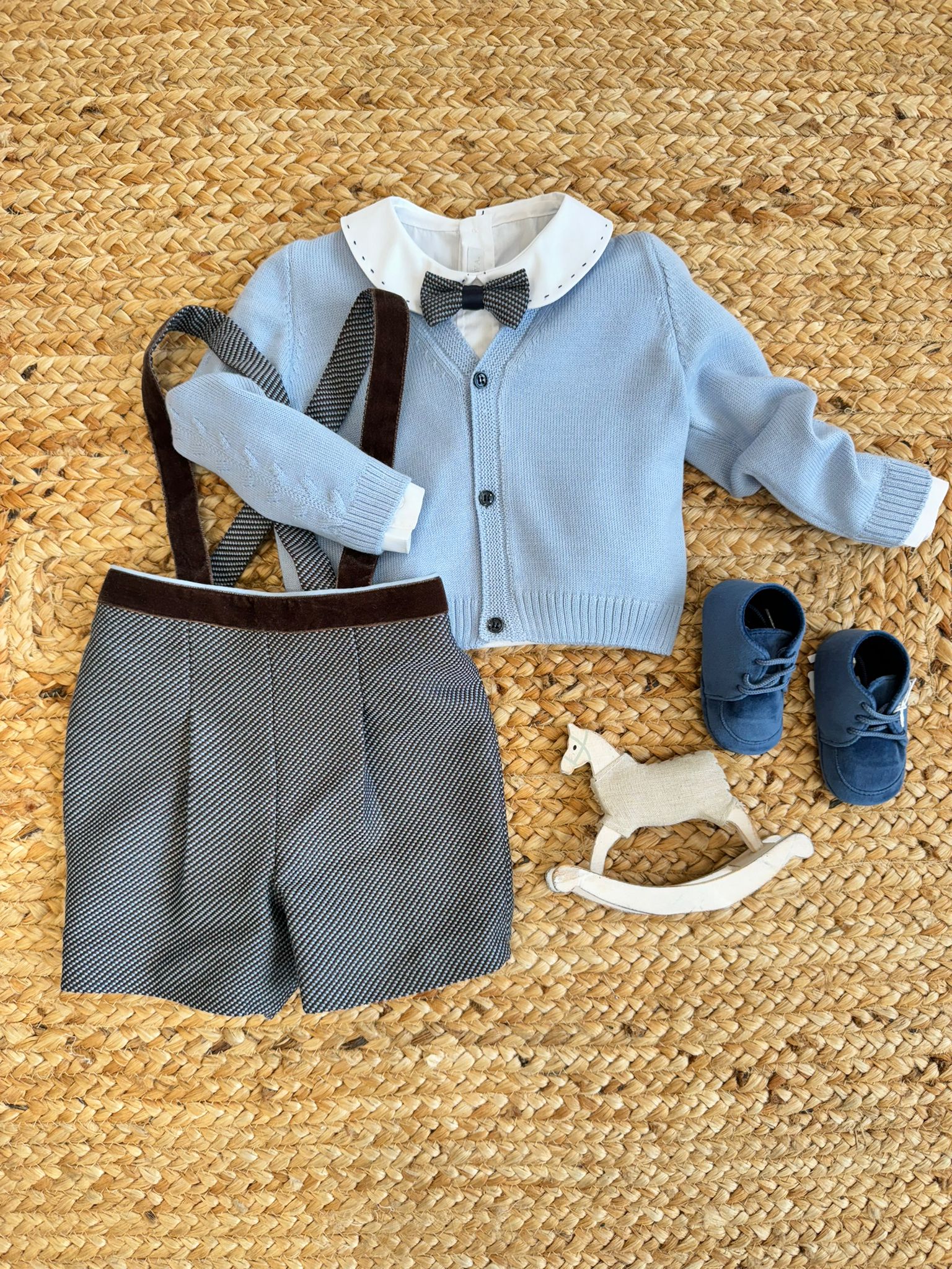 completo elegante da battesimo, Baby A, abbigliamento bimba, moda bimbi, outfit per battesimo, completo cerimonia, comfort e stile, Belli e Monelli.