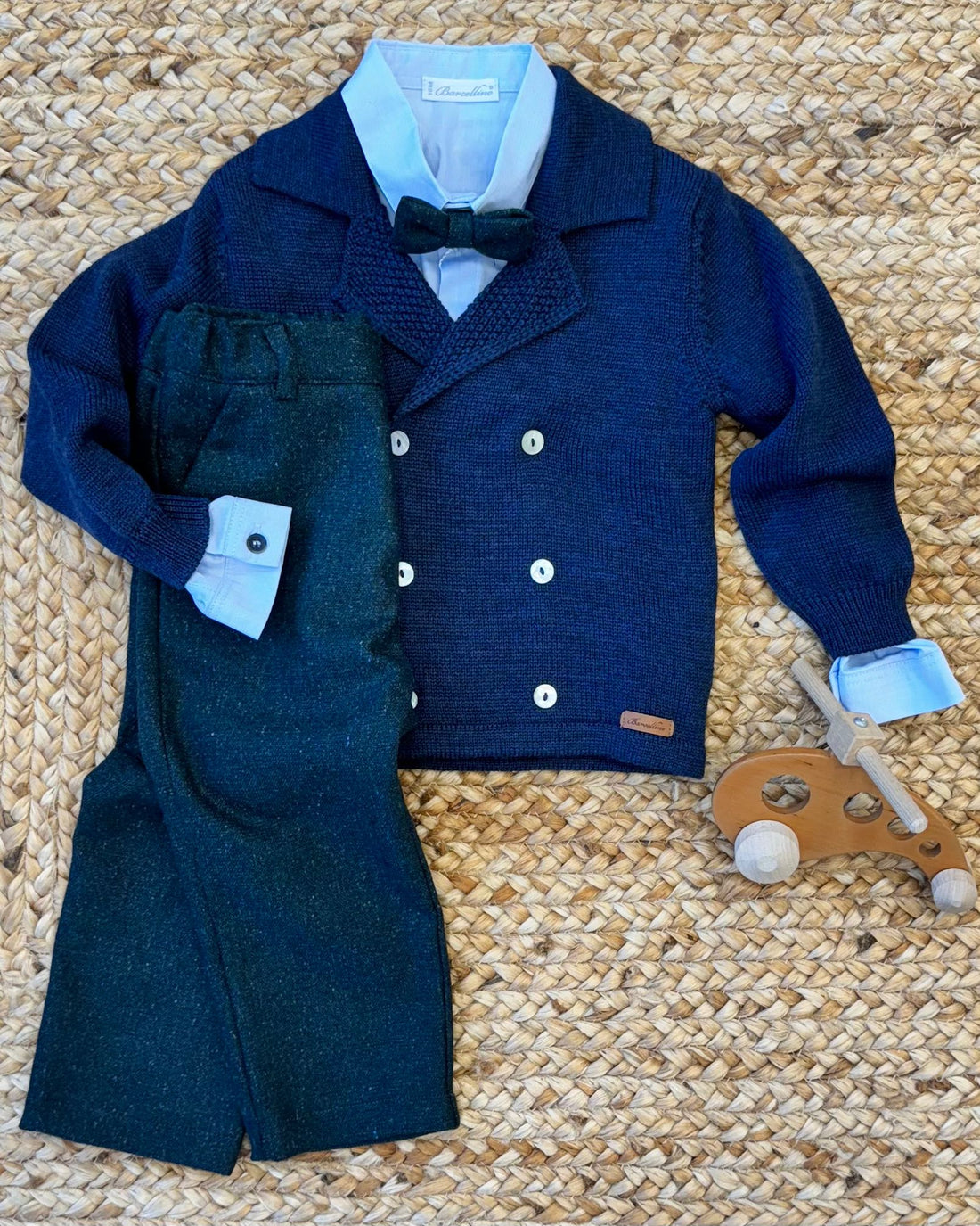 completo elegante blu, abbigliamento bimba, moda bimbi, outfit per occasioni speciali, completo cerimonia, comfort e stile, Belli e Monelli.