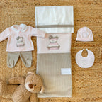 Coordinato completo uscita clinica neonata con cuori rosa in caldo cotone