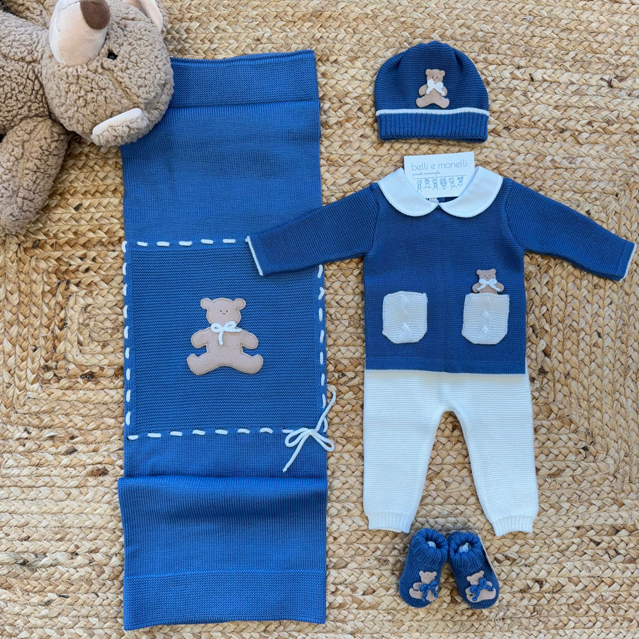 Coordinato uscita clinica neonato pura lana blu con orsetto