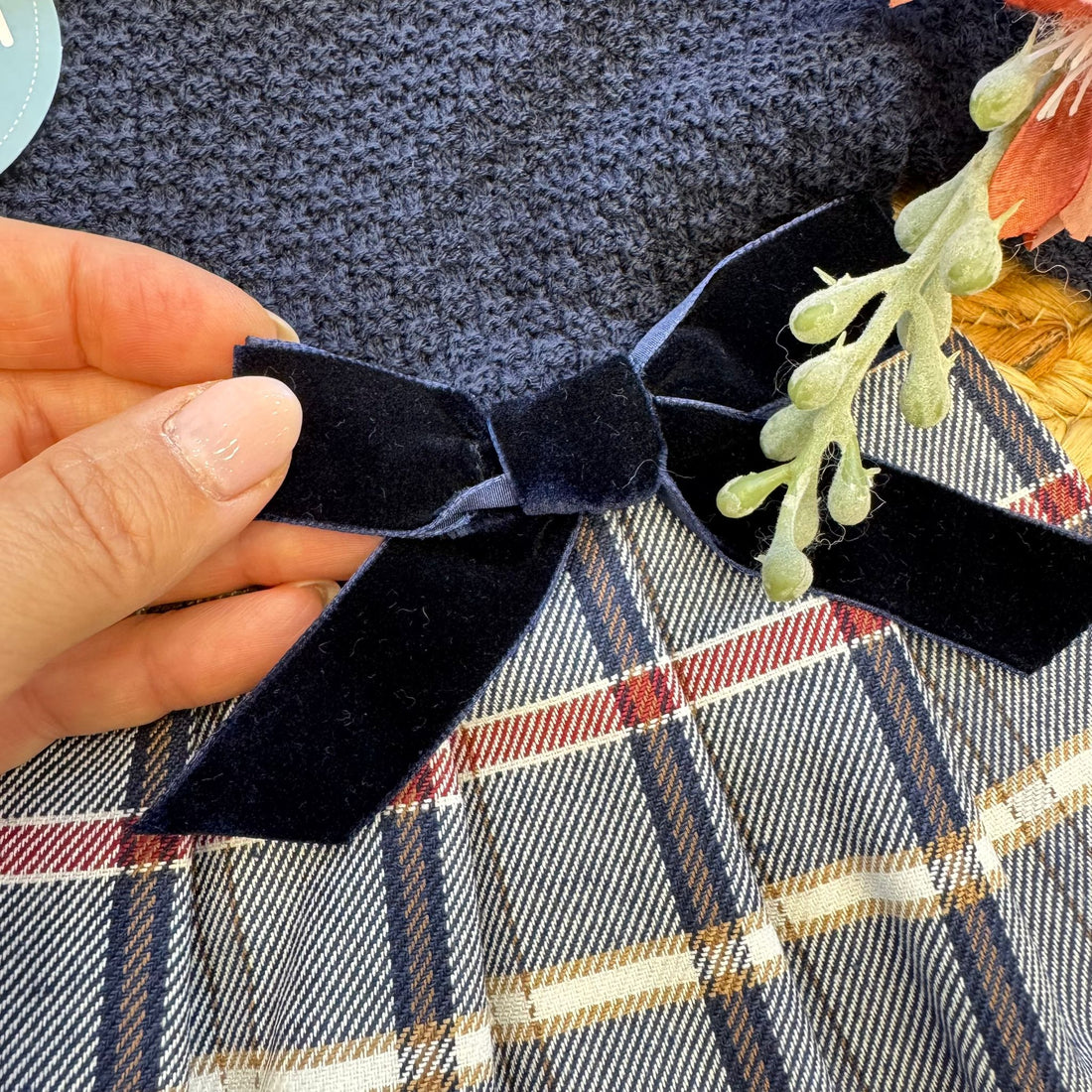 Abito elegante bambina blu con colletto bianco e fiocco velluto