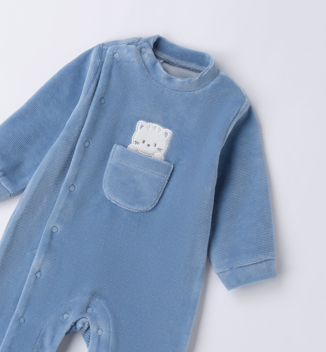 Tutina neonato ciniglia azzurra con orsetto e taschino