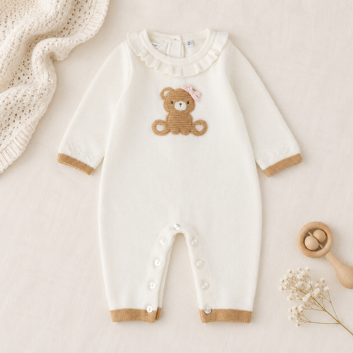 Tutina neonata in cotone e lana con orsetto