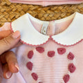 Maglia e pantalone rosa antico per neonata in pura lana con applicazioni raffinate.