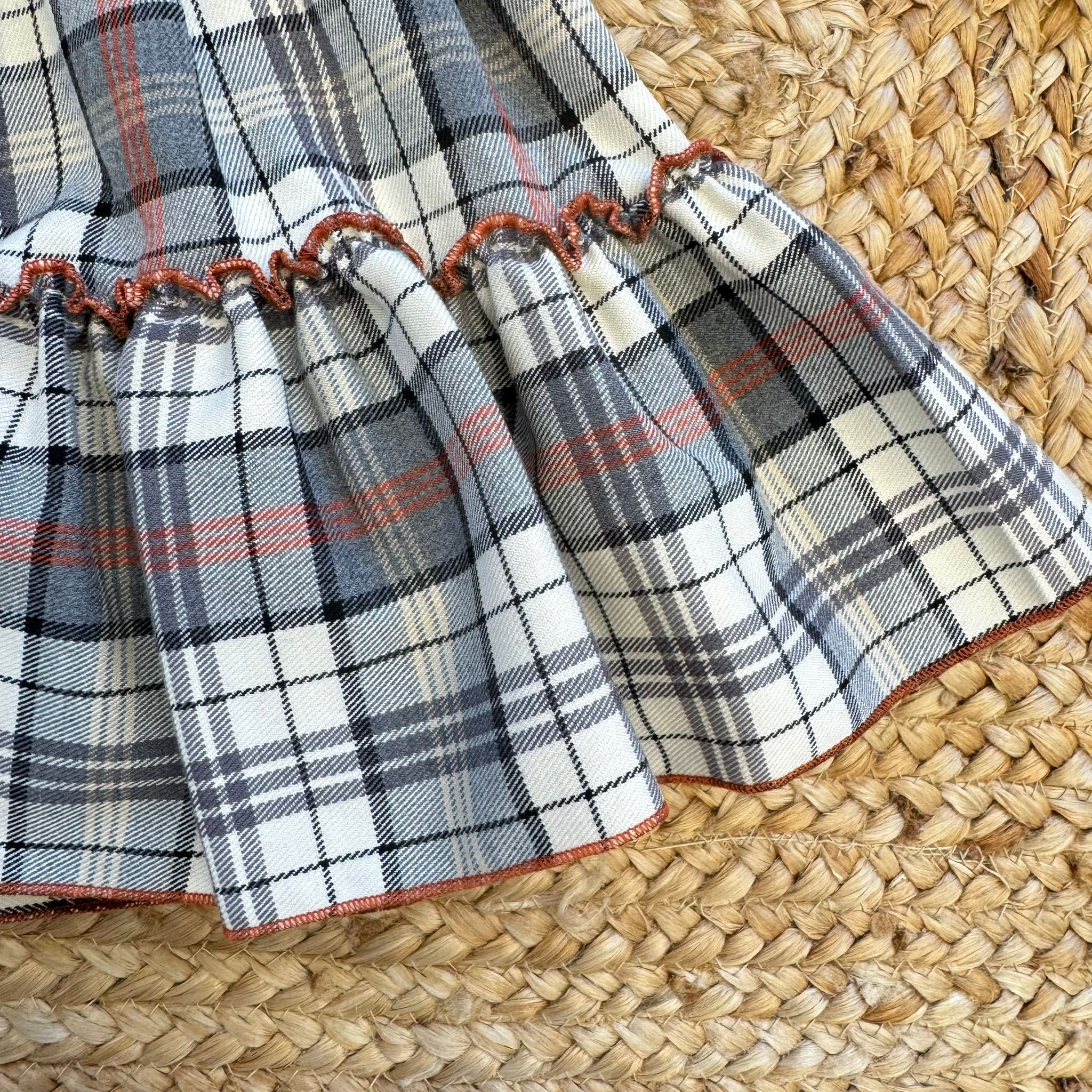 Orlo arricciato fantasia a quadri abito bambina