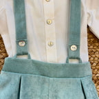 Pantaloncini velluto verde salvia con pieghe frontali