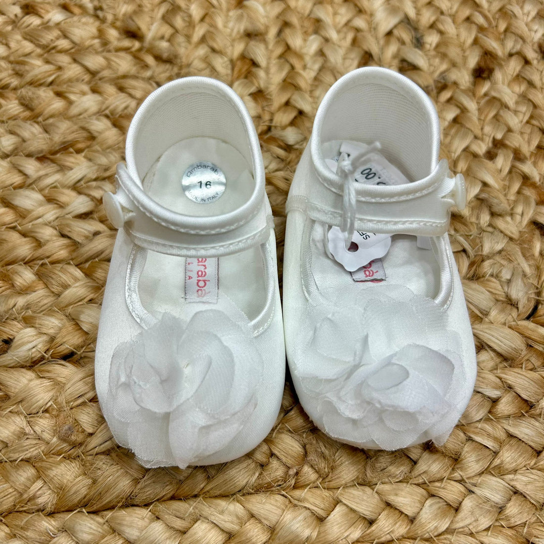 Scarpe battesimo bimba in raso con fiore frontale