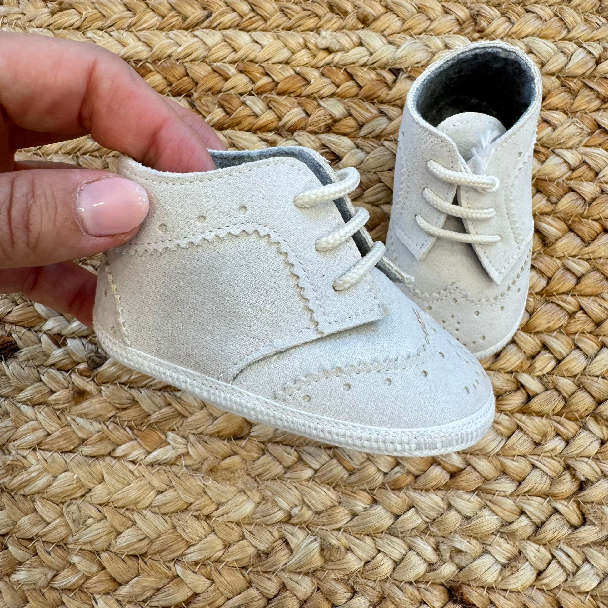 Scarpine eleganti battesimo bambino in camoscio panna