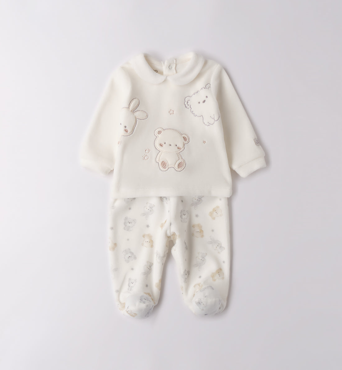 Tutina due pezzi unisex in ciniglia bianca con ricami animaletti e pantalone fantasia