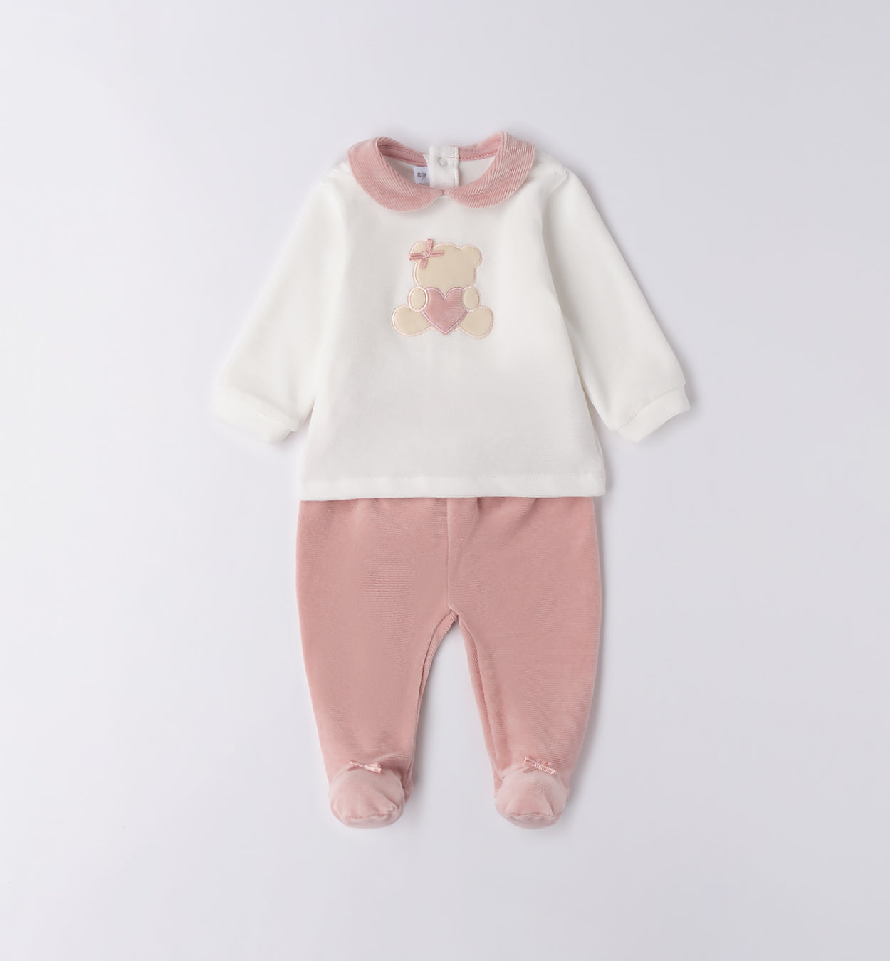 Tutina neonata ciniglia rosa con orsetto cuore - fronte