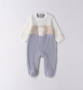 Tutina neonato in ciniglia panna, beige e grigio con orsetto applicato sul petto