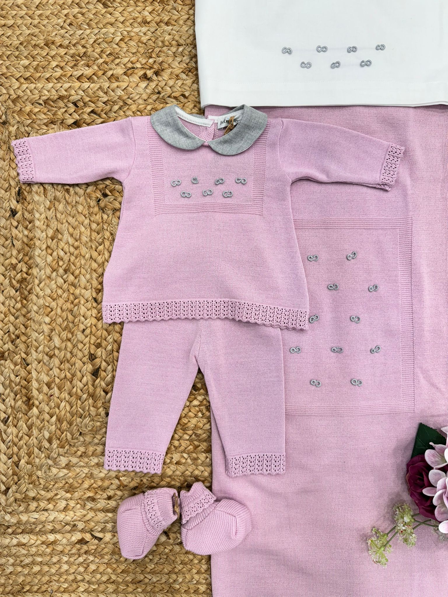 Completo Neonata Glicine Con Coprifasce e Coperta Ricamata nodo d'amore