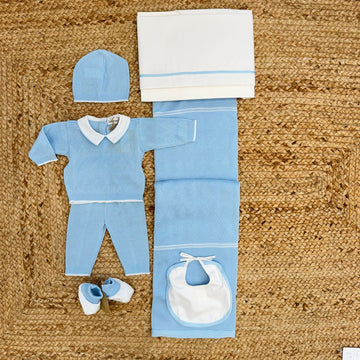 Uscita clinica neonato in 100% Cotone azzurro con completo due pezzi e copertina coordinata