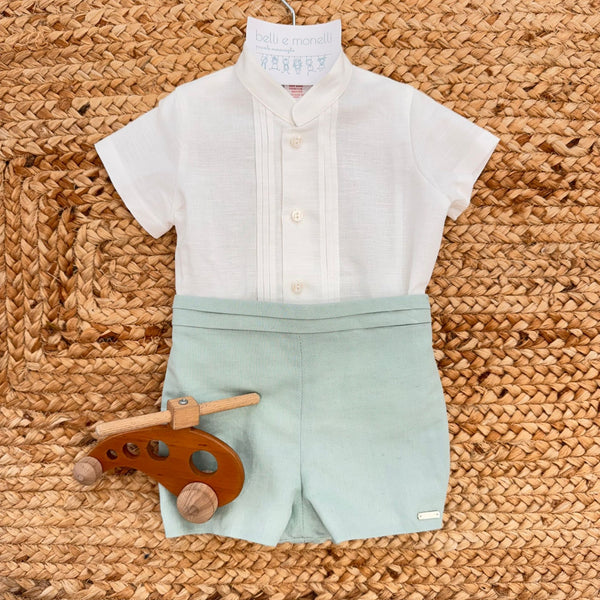 Completo battesimo bimbo bianco e verde salvia con camicia e pantaloncino corto