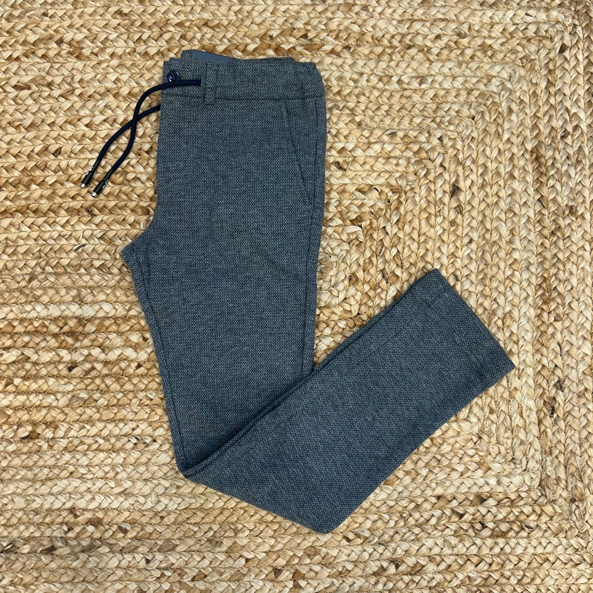 Pantalone bimbo grigio con laccetto regolabile