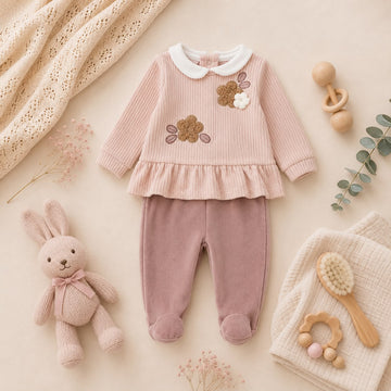 abbigliamento-neonata-ciniglia-rosa-completo-fiori.jpg