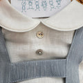 Abito battesimo bimbo con camicia bianca e pagliaccetto azzurro polvere con bretelle