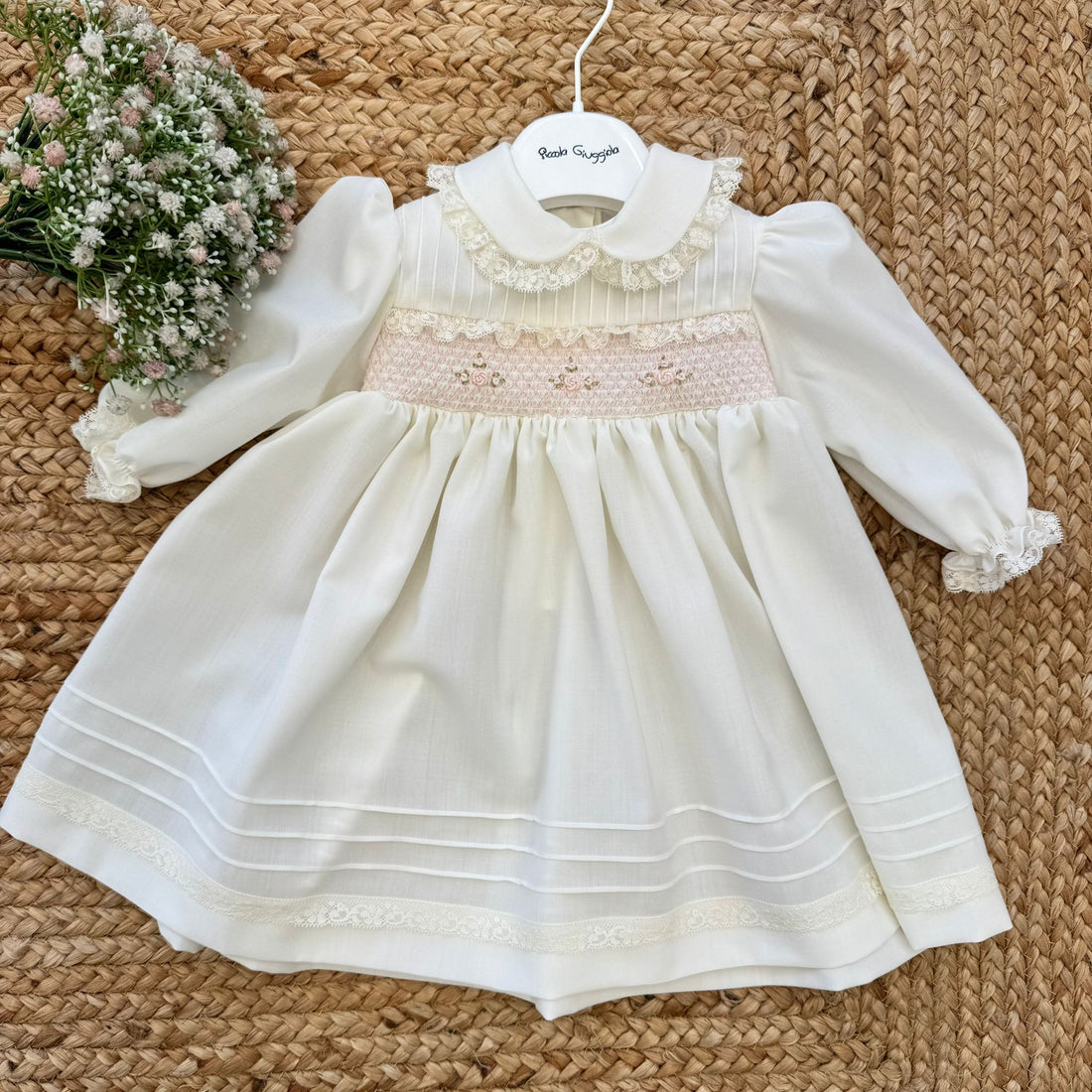 abito battesimo neonata lana svizzera ricamato a mano