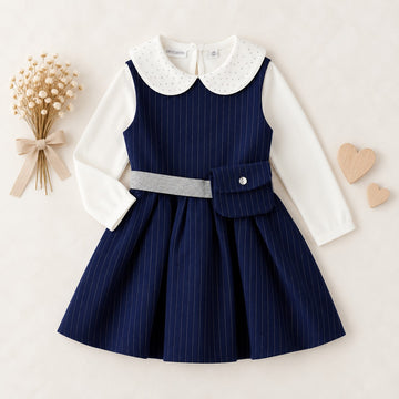 Abito bimba blu gessato con cintura argentata e taschina coordinata