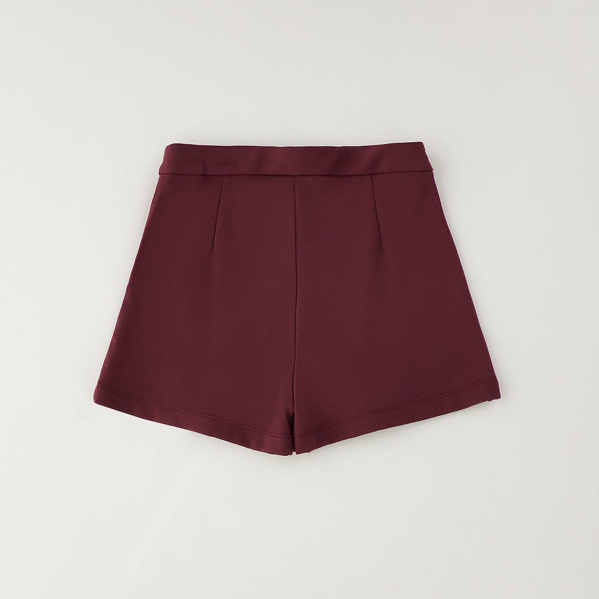 Completo bimba con maglioncino beige con fiocchi bordeaux e pantaloncino bordeaux