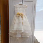 Abito In Pizzo con gonna a balze
