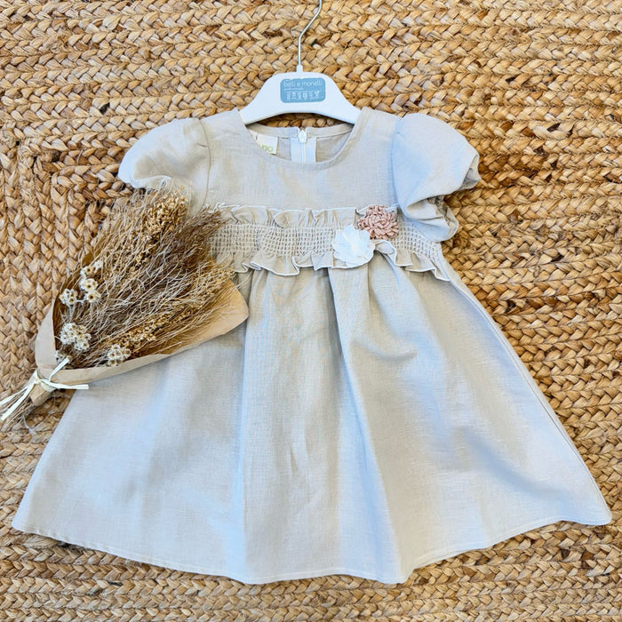 Abito in lino e cotone per bambina 6-24 mesi con rouches e fiori, vista frontale