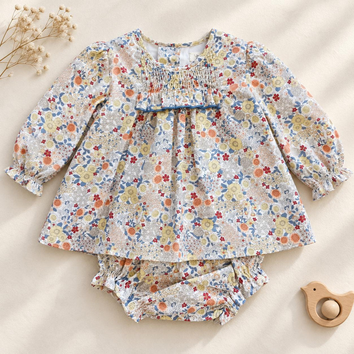 Abito pagliaccetto bimba floreale Yoedu con punto smock e pagliaccetto coordinato
