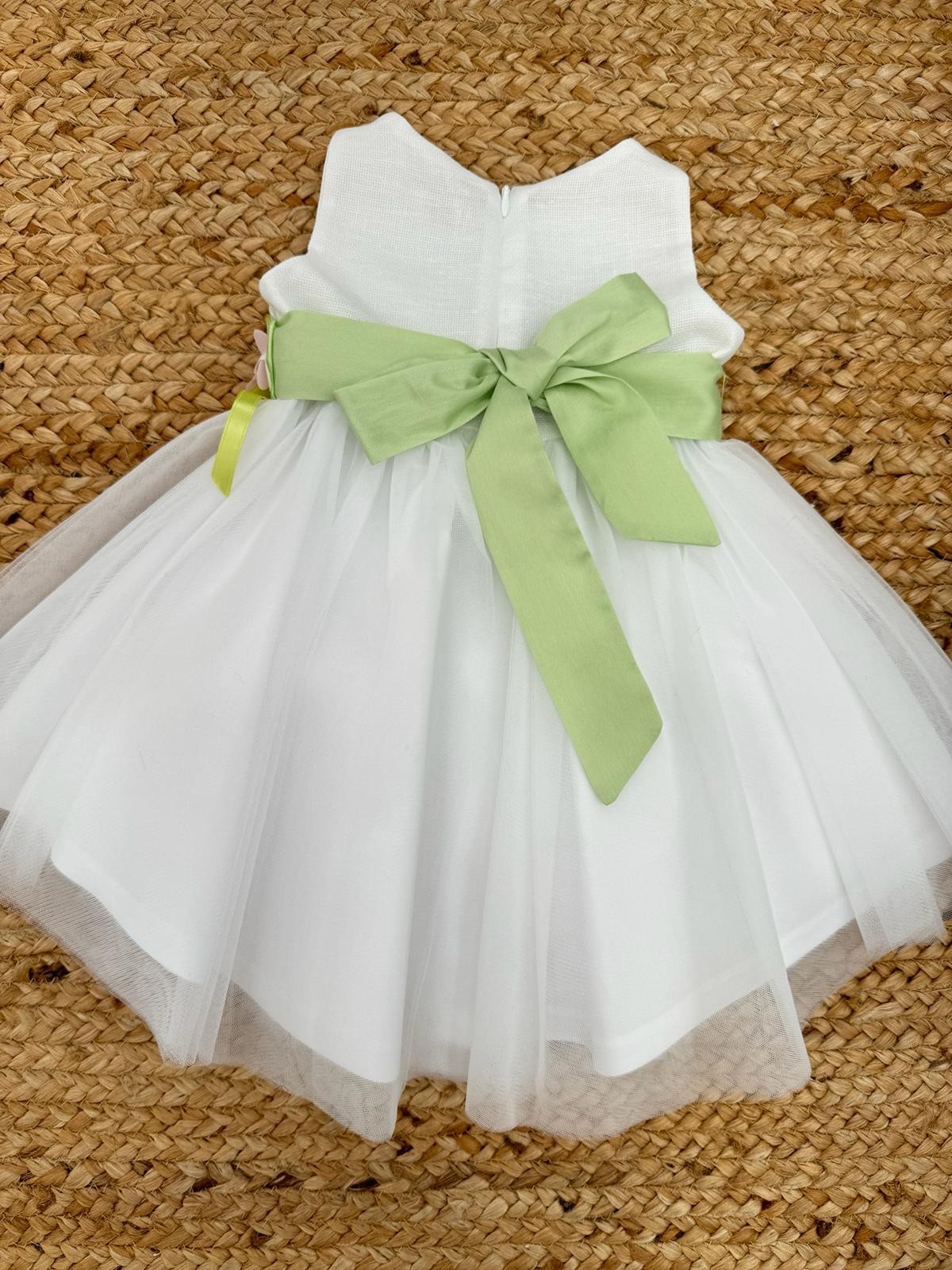 Abito in tulle e fiori fucsia
