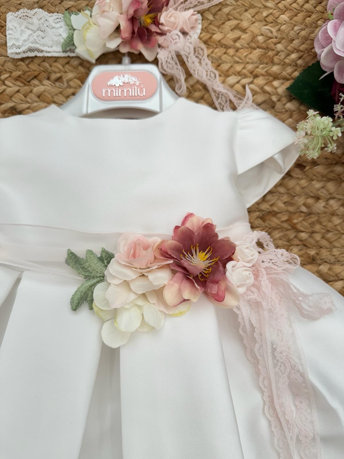 ABITO BATTESIMO AVORIO CON FIORI E FIOCCO