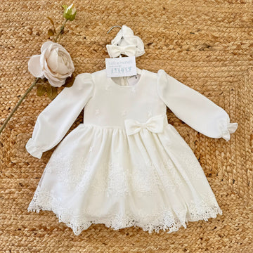 abito battesimo bimba bianco con fiocco e macramè