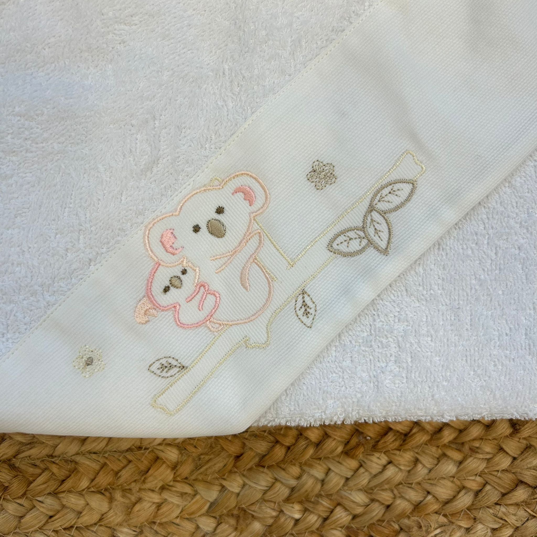 Accappatoio neonato con ricamo koala rosa e cappuccio
