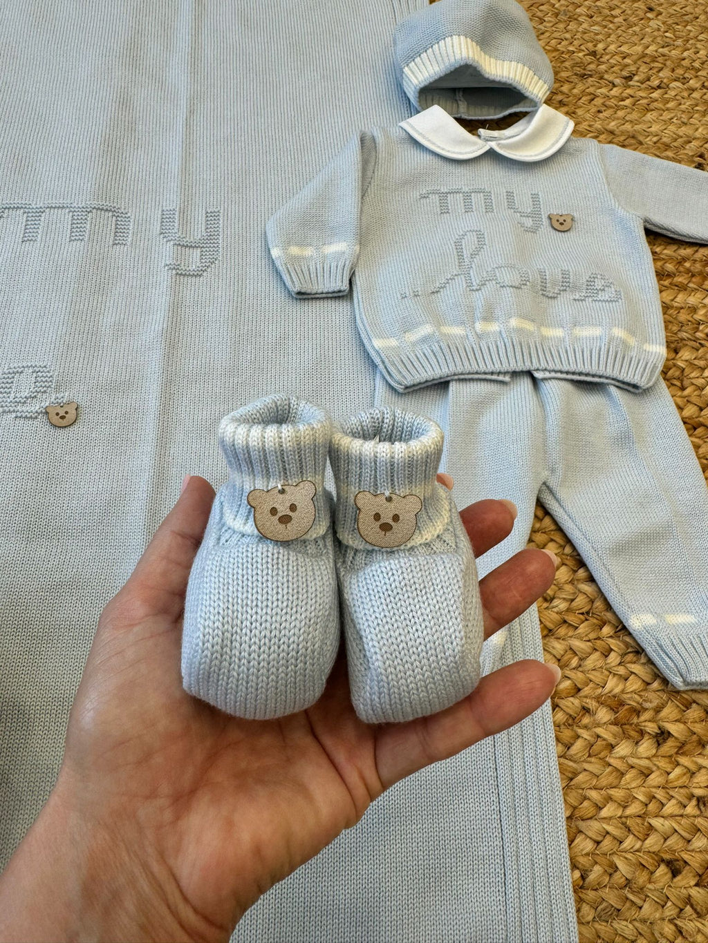 babbucce in lana perfette per la nascita