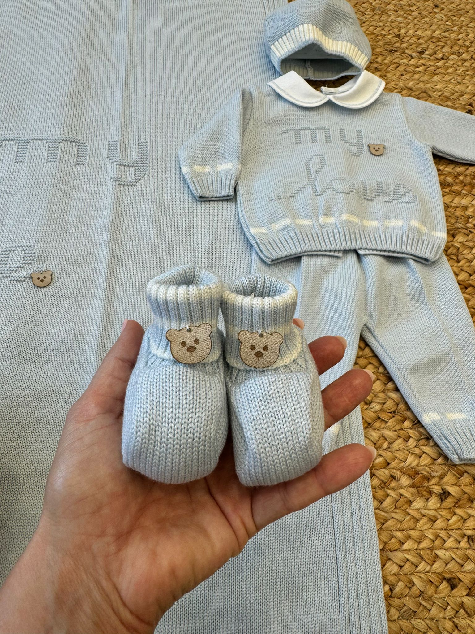 babbucce in lana perfette per la nascita