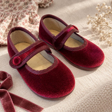 Ballerine bimba in velluto bordeaux modello Mary Jane con cinturino