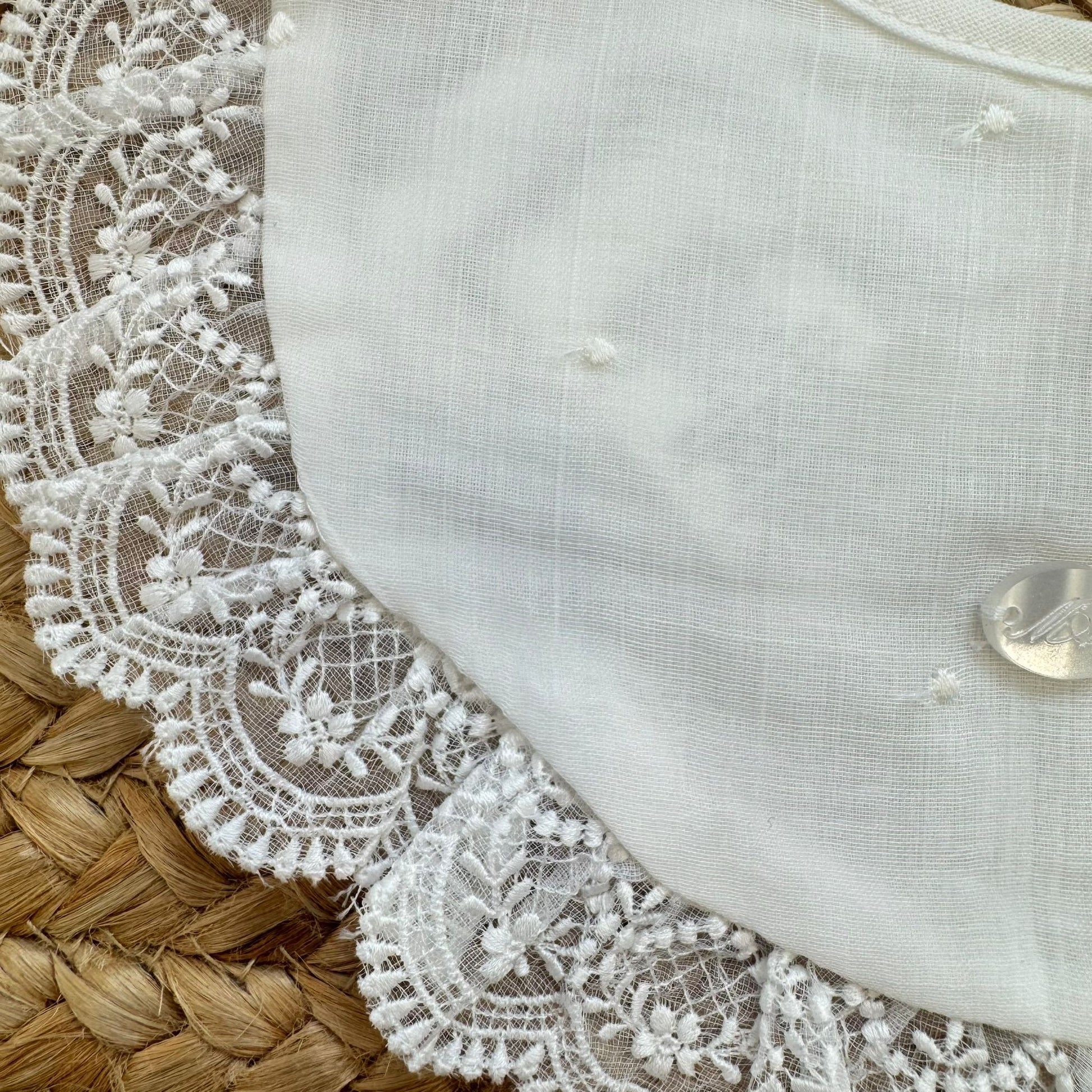 bavaglino elegante cerimonia neonata