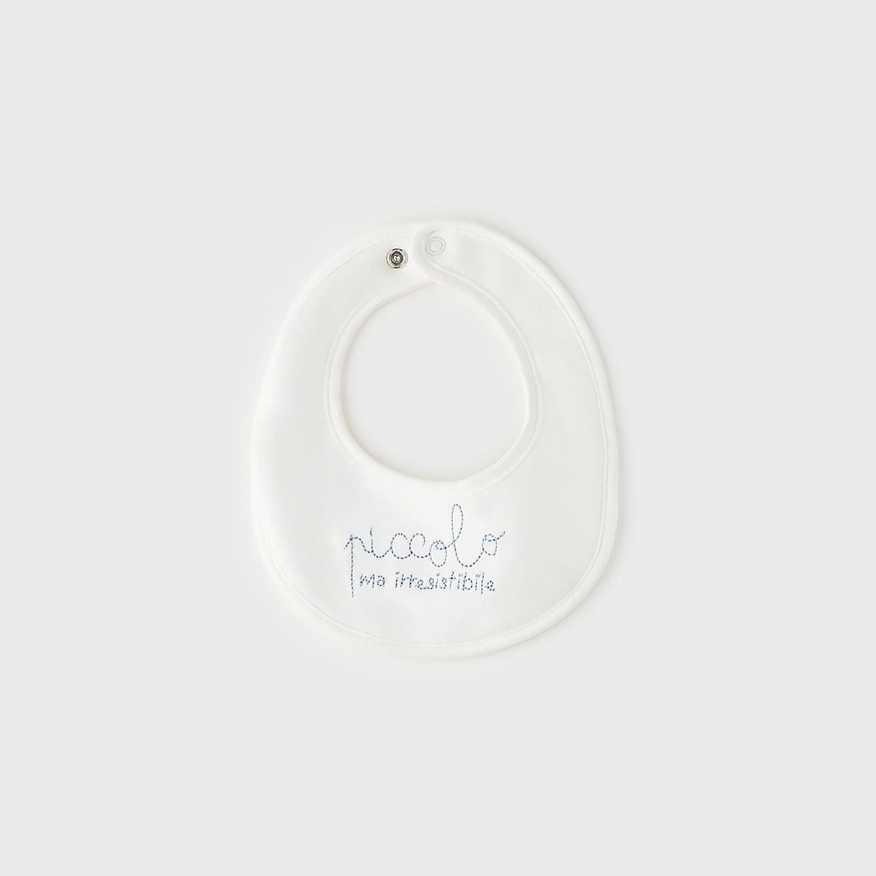 Bavaglino neonato in cotone bianco con ricamo azzurro Piccolo ma irresistibile per corredino nascita