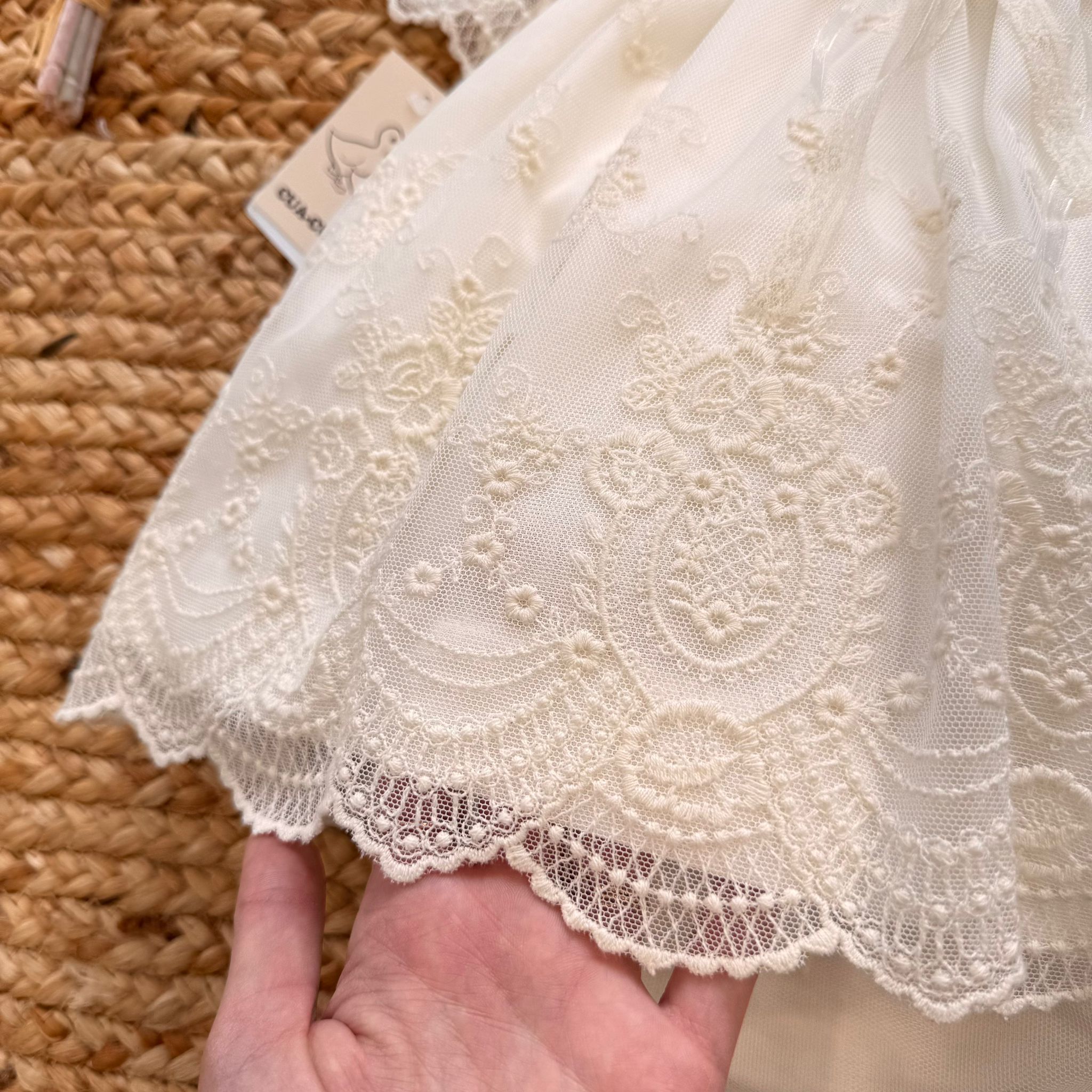 ABITO BATTESIMO BIMBA IN TULLE E PIZZO