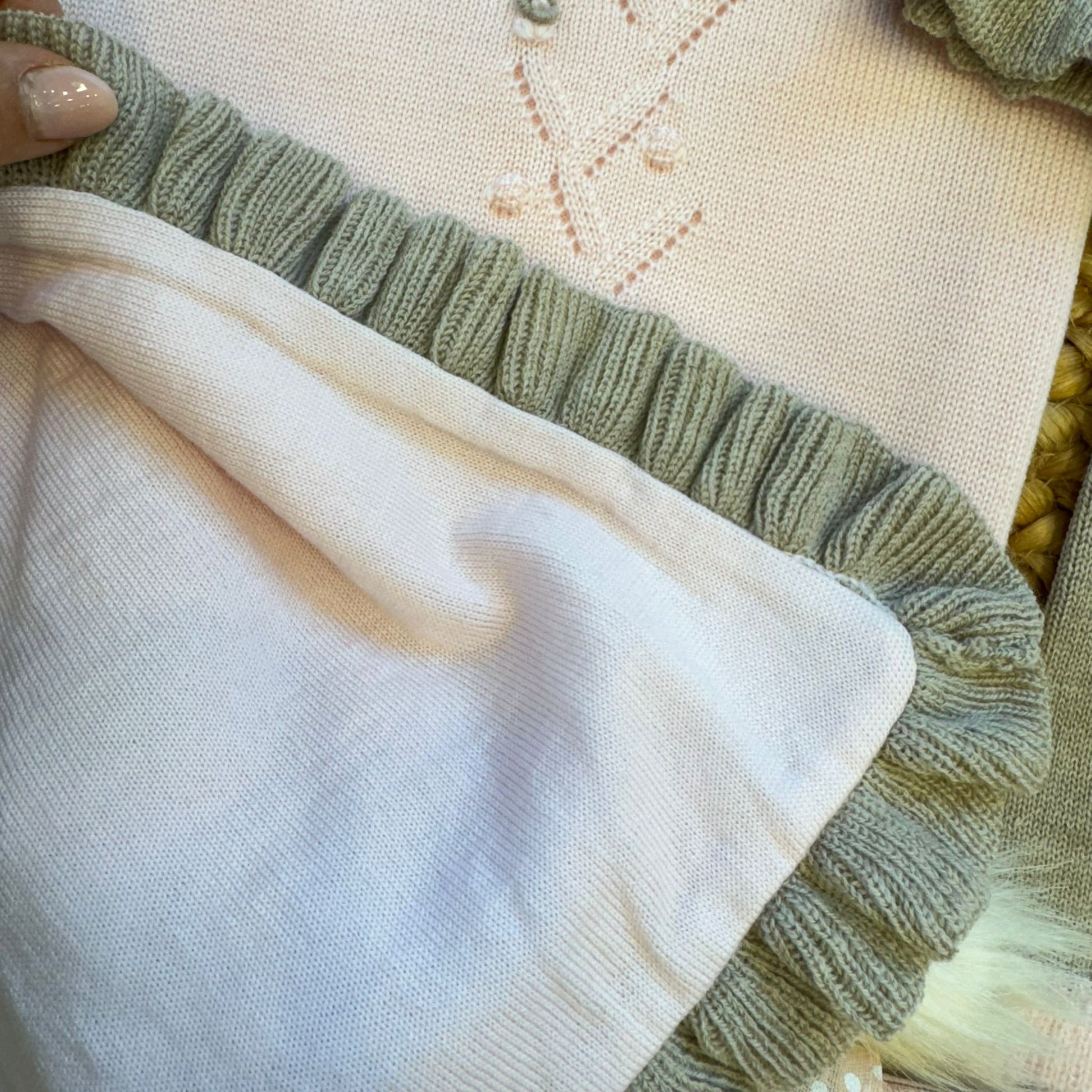 bordo copertina in lana grigio perla con lavorazione sartoriale