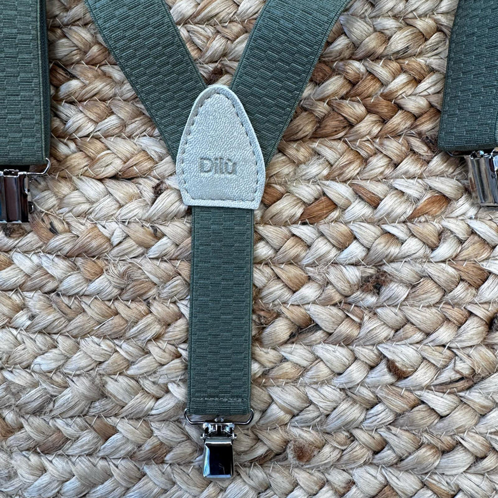 Bretelle elastiche verdi per bambino con clip resistenti 
