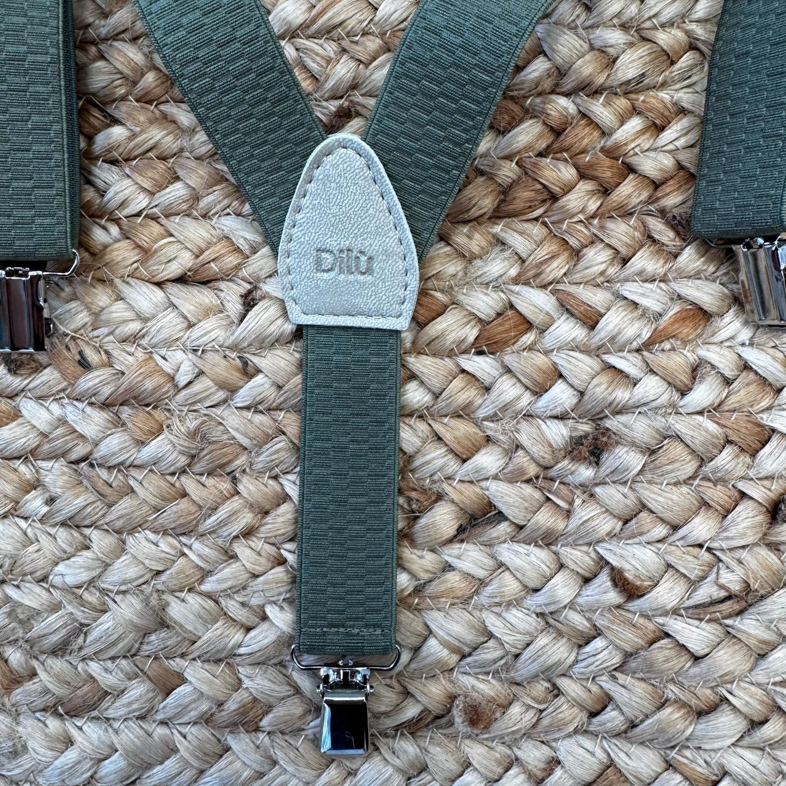 Bretelle elastiche verdi per bambino con clip resistenti 
