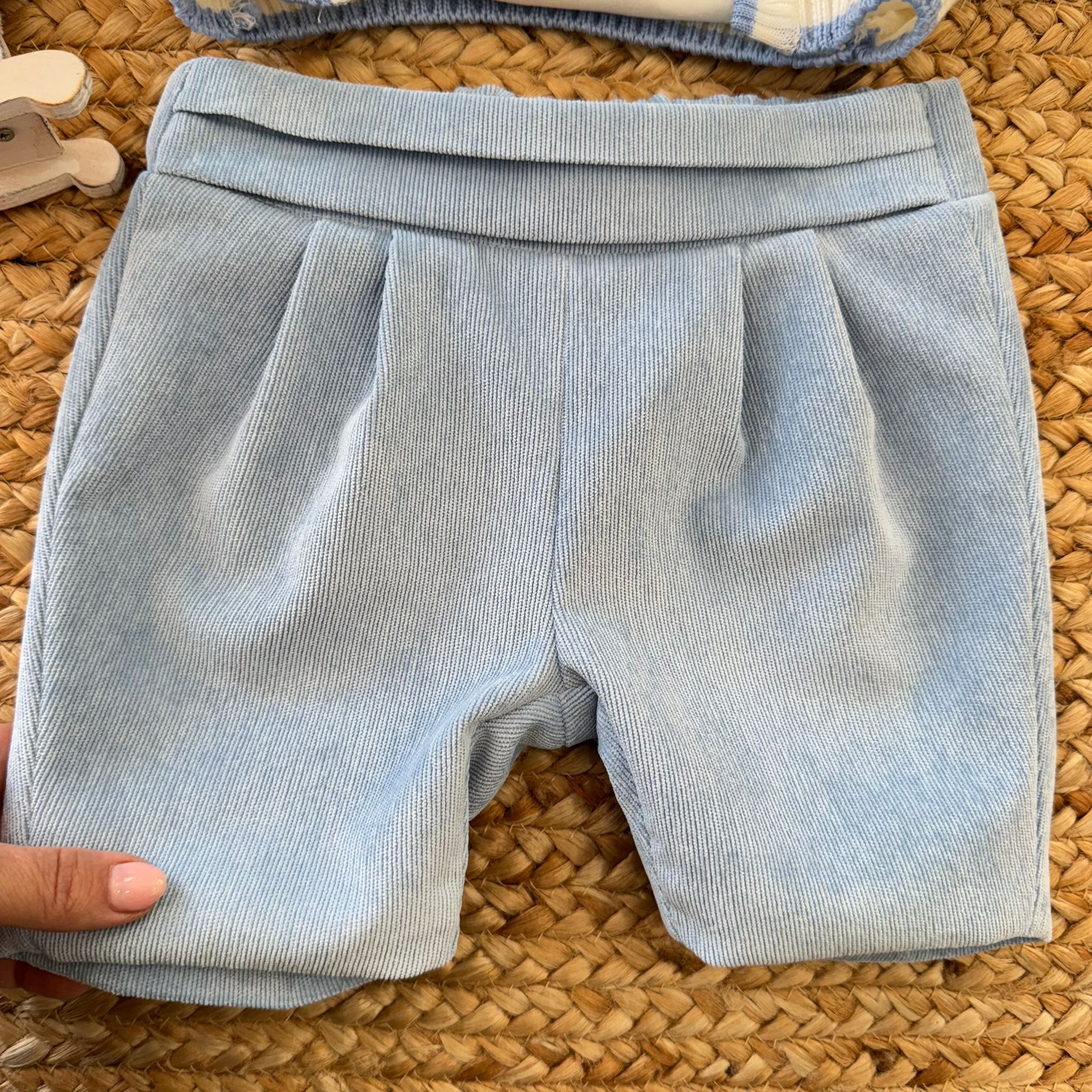 Abito battesimo bimbo azzurro e panna con pantaloni in velluto