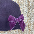 cappellino-bimba-prugna-fiocco-velluto