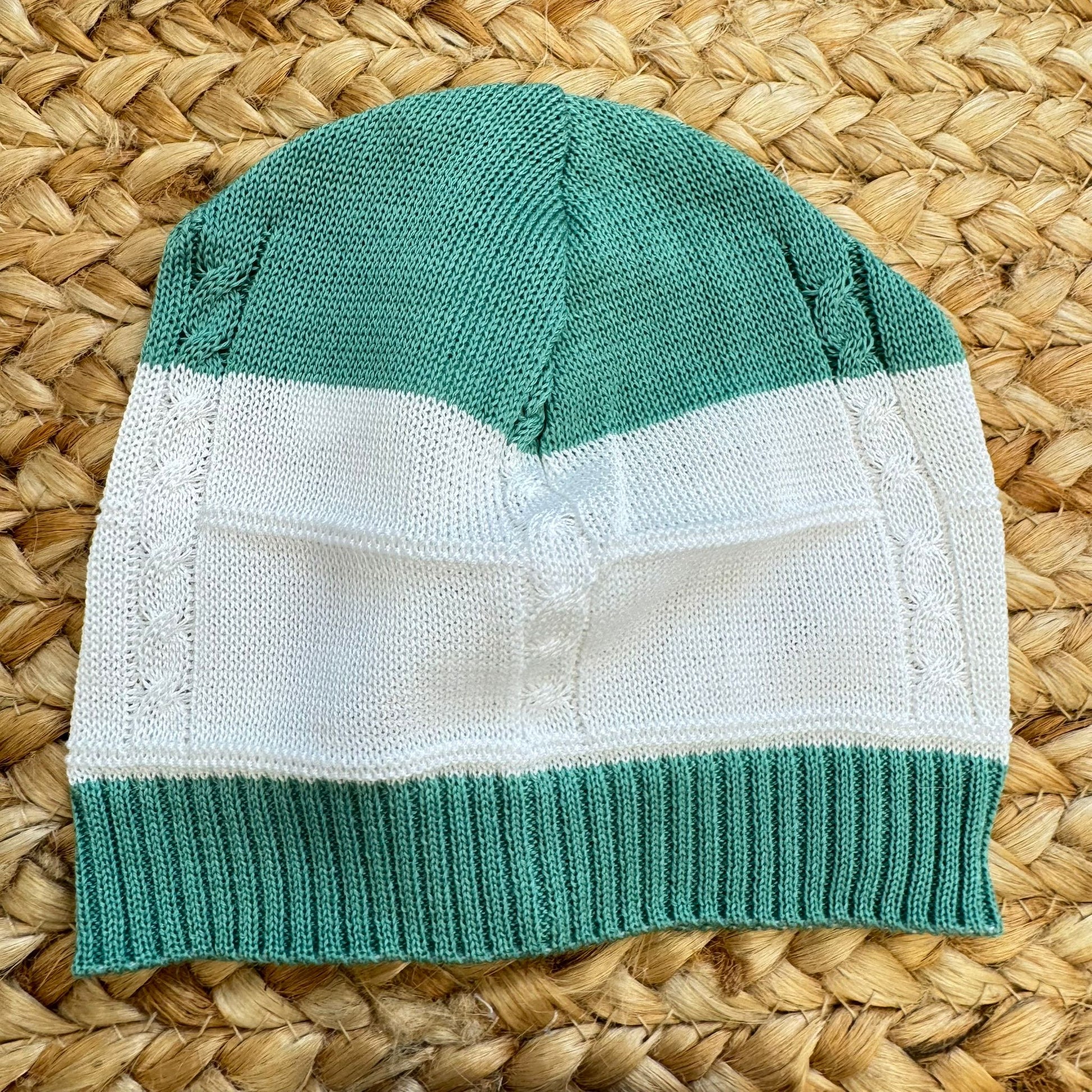 cappellino neonato cotone verde e bianco