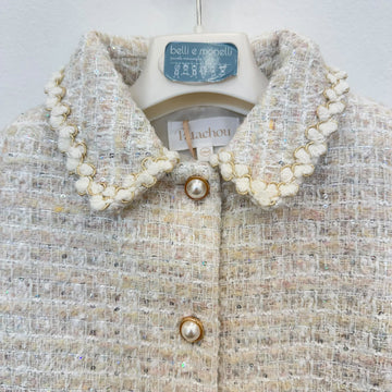 Cappottino elegante bimba bouclé panna con colletto floreale dorato e bottoni effetto perla