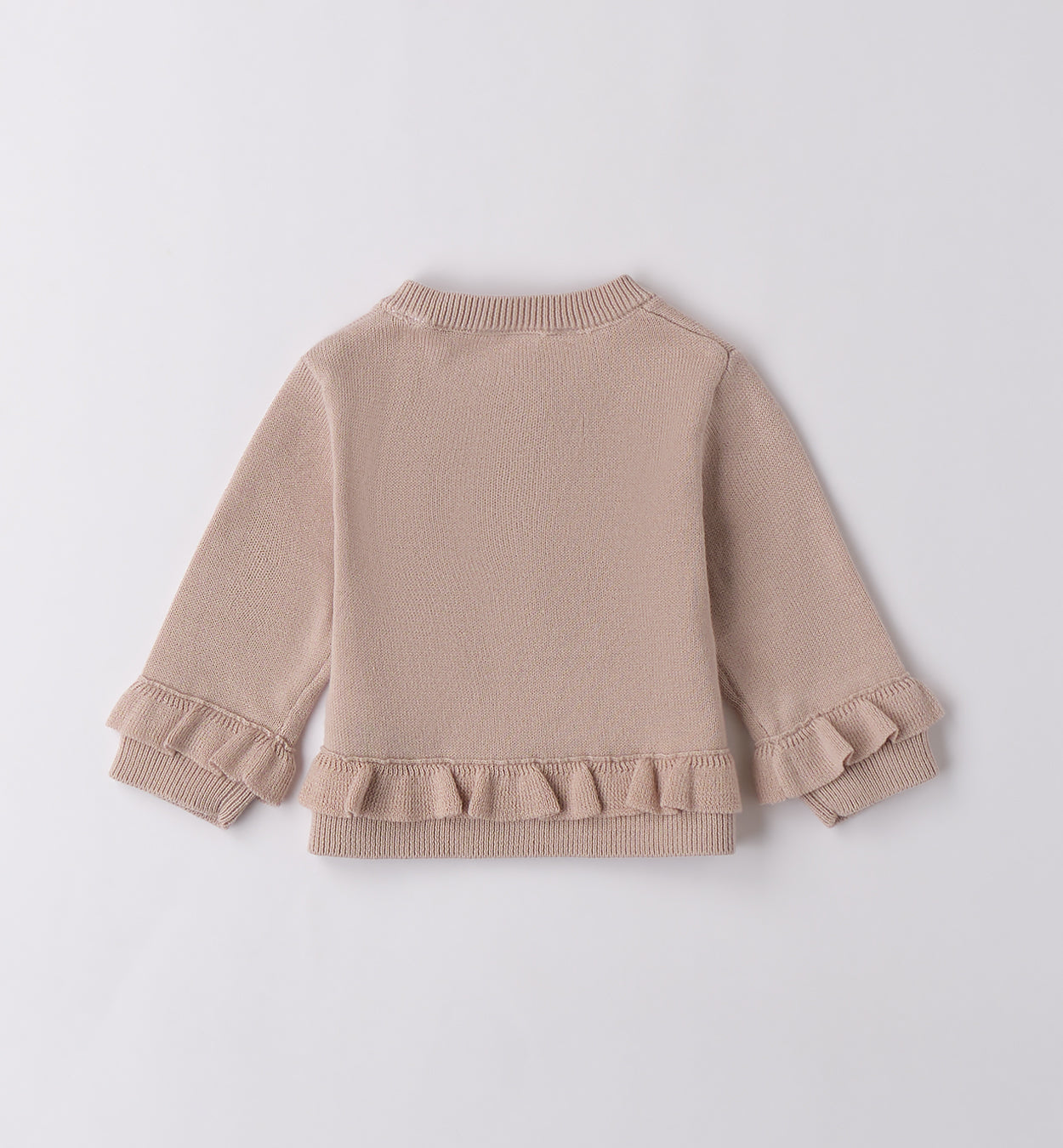 Retro cardigan bambina in maglia beige, con rouches su maniche e orlo.