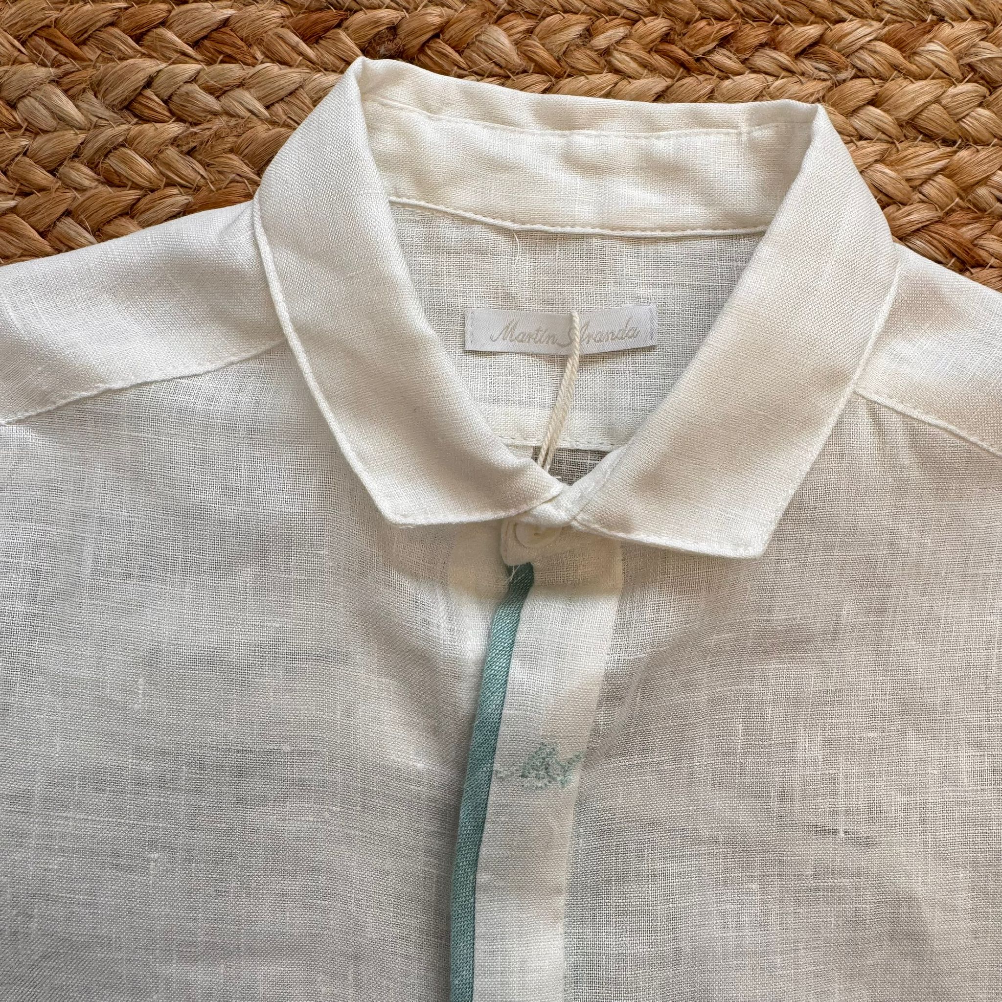 camicia-lino-bimbo-colletto-particolare-azzurro