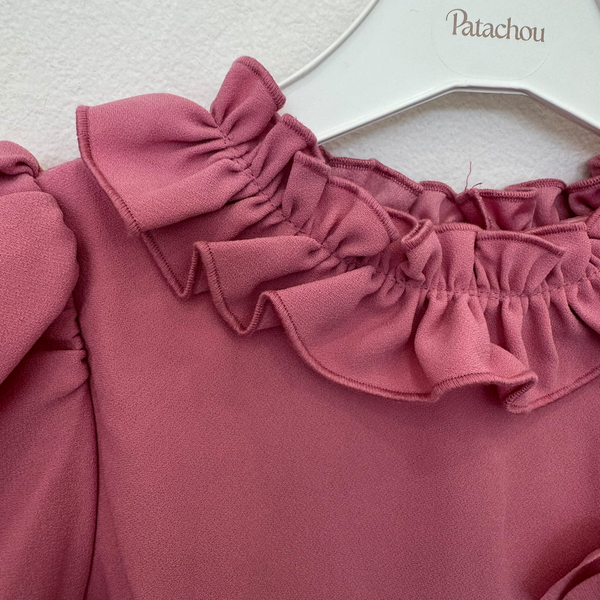 Abito elegante bambina rosa antico in misto cotone con fiori applicati, maniche a palloncino e collo con volant