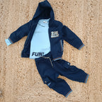 Completo Bambino Con Felpa Aperta Manica Lunga, Pantalone Maglia Tagliata Lungo E Girocollo Manica Lunga