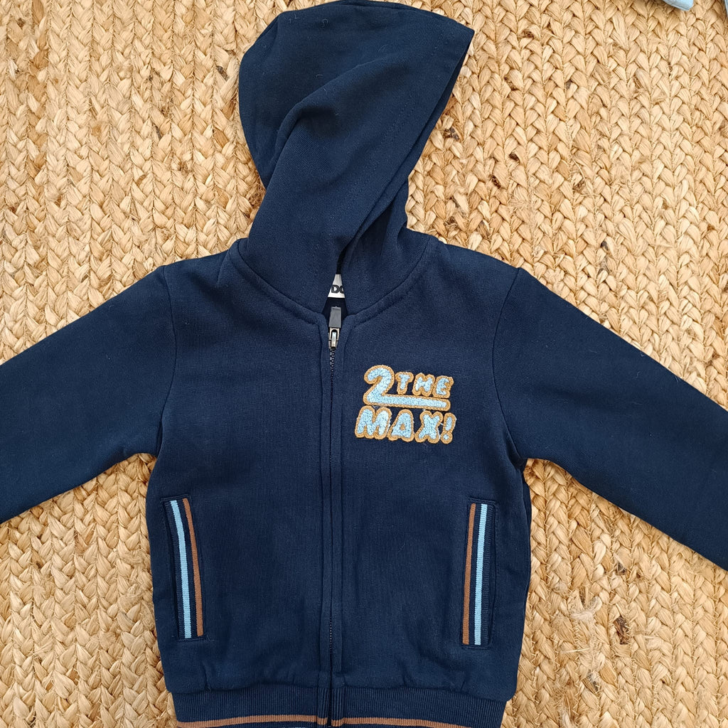 Completo Bambino Con Felpa Aperta Manica Lunga, Pantalone Maglia Tagliata Lungo E Girocollo Manica Lunga